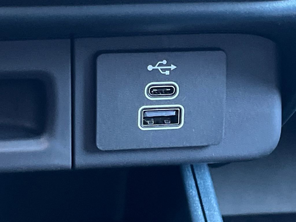 New 2026 Ford Maverick Lariat w/ Black Appearance Package image 15