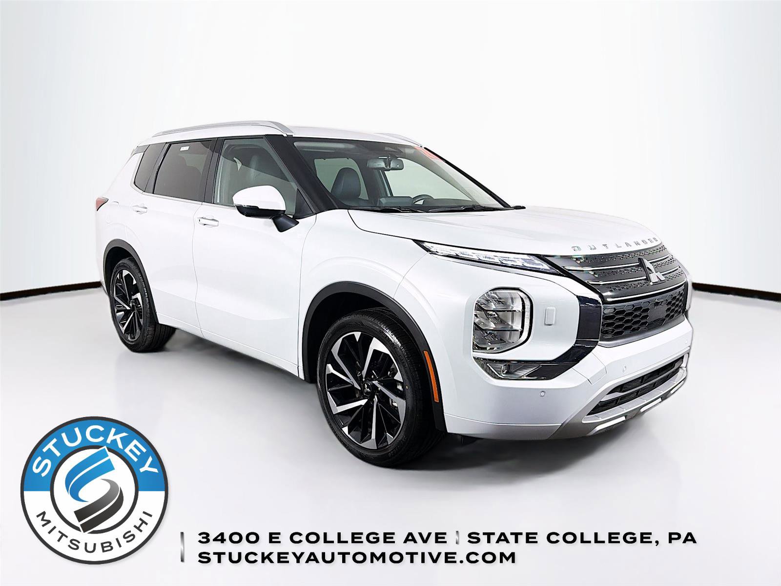 Used 2024 Mitsubishi Outlander SEL