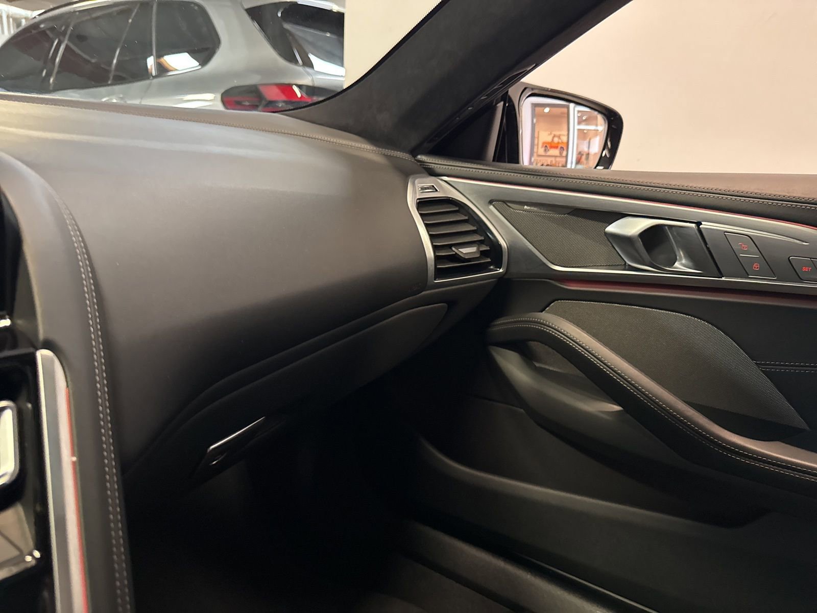 Used 2023 BMW M850i Gran Coupe xDrive image 34