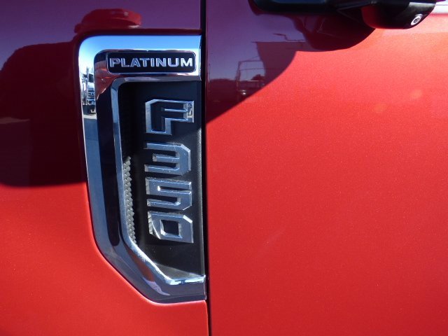 Used 2022 Ford F350 Platinum image 14