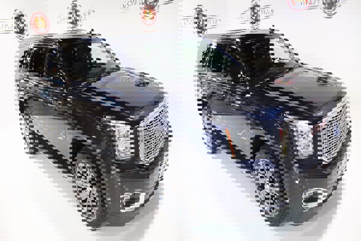 Used 2017 GMC Yukon SLT image 8