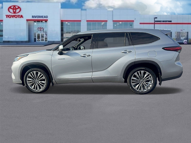 Used 2021 Toyota Highlander Platinum image 4