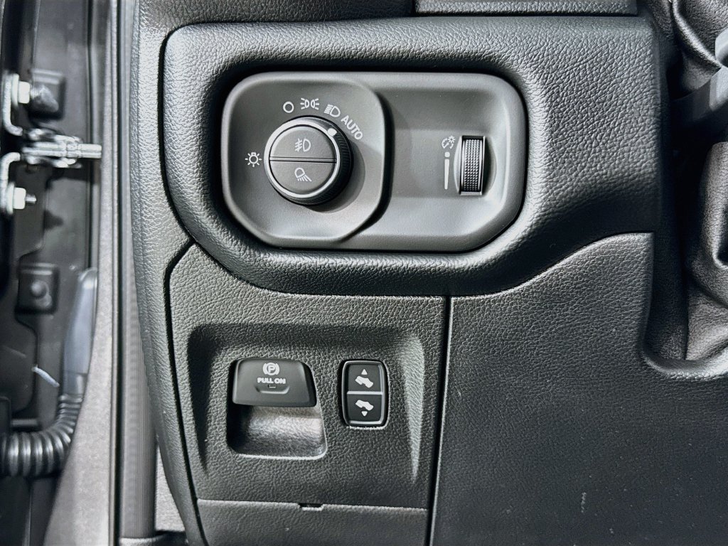 Used 2020 RAM 1500 Sport w/ Alpine Leather & Sound Group AWD/4WD image 21