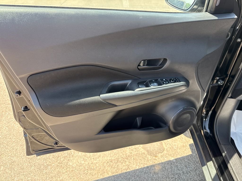 Used 2024 Nissan Kicks S FWD image 10
