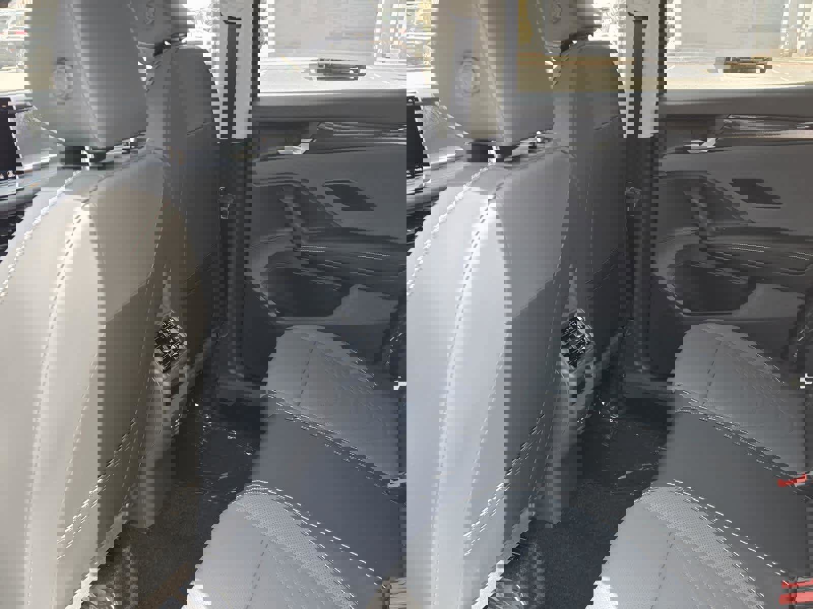 New 2026 Volkswagen Tiguan SE AWD/4WD image 15