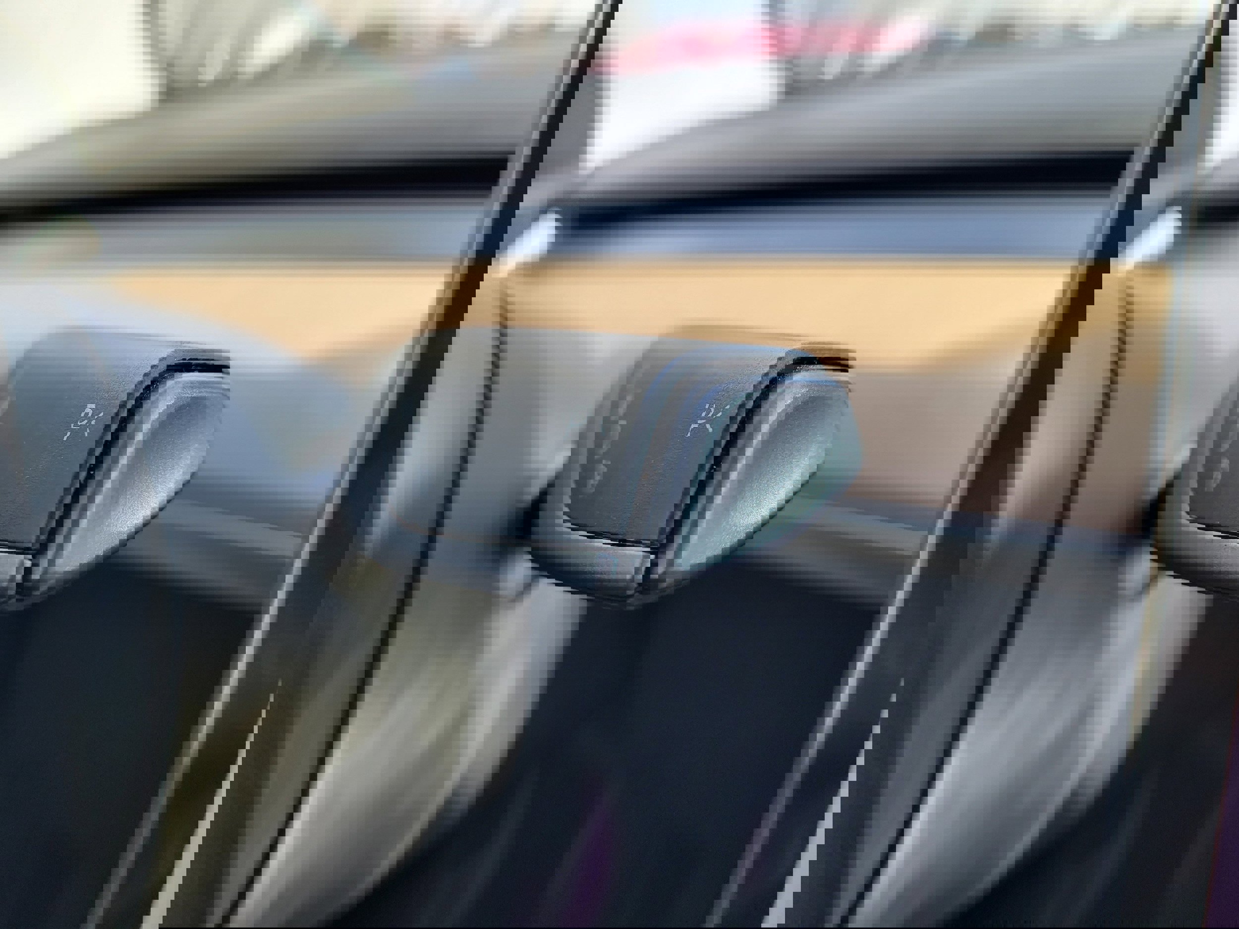 Used 2020 Tesla Model 3 Standard Range Plus image 16