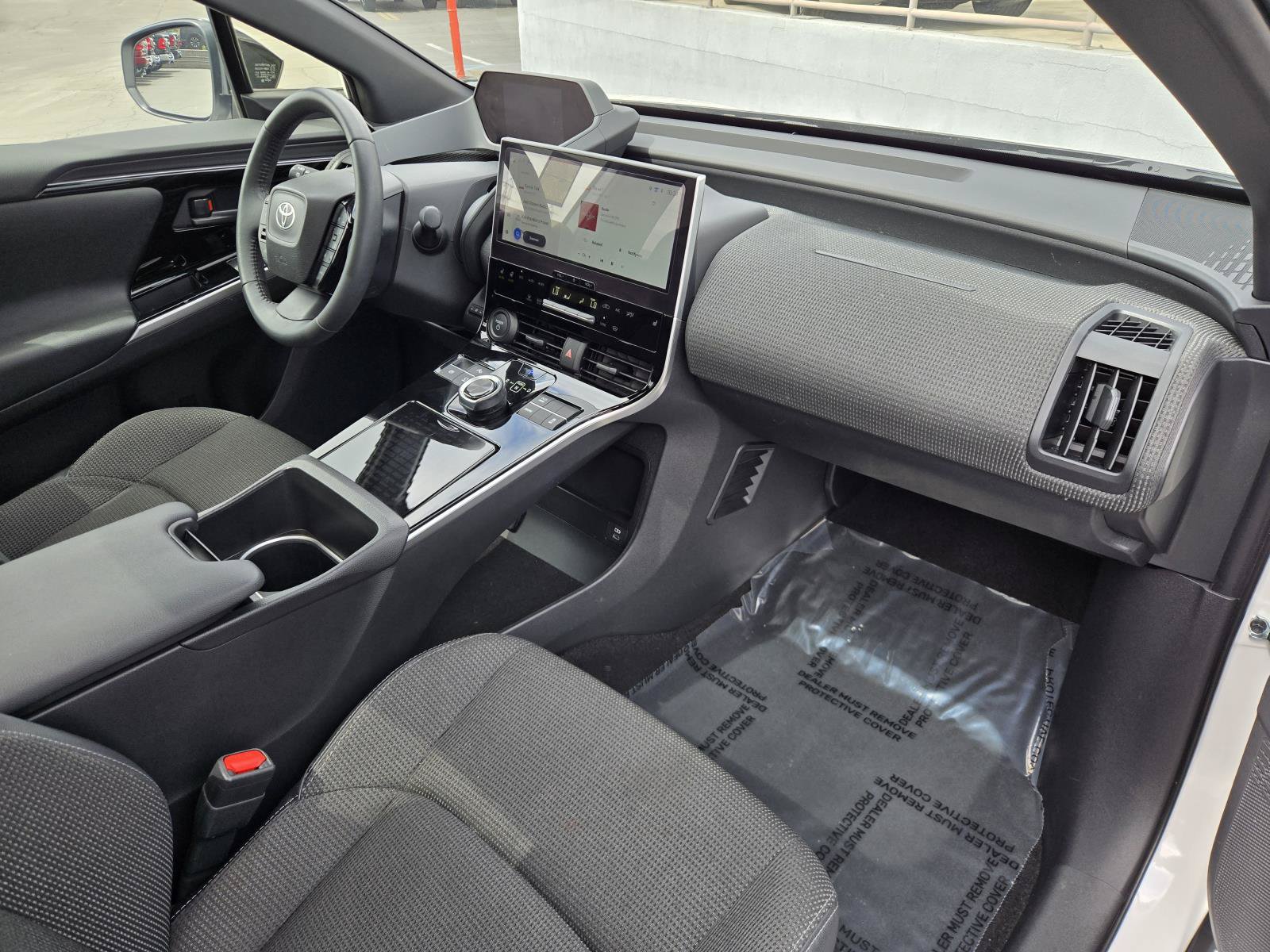 Used 2025 Toyota bZ4X FWD w/ Weather Package image 27