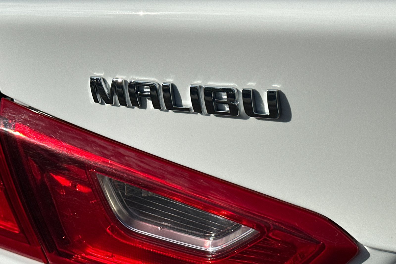 Used 2024 Chevrolet Malibu LT FWD image 24