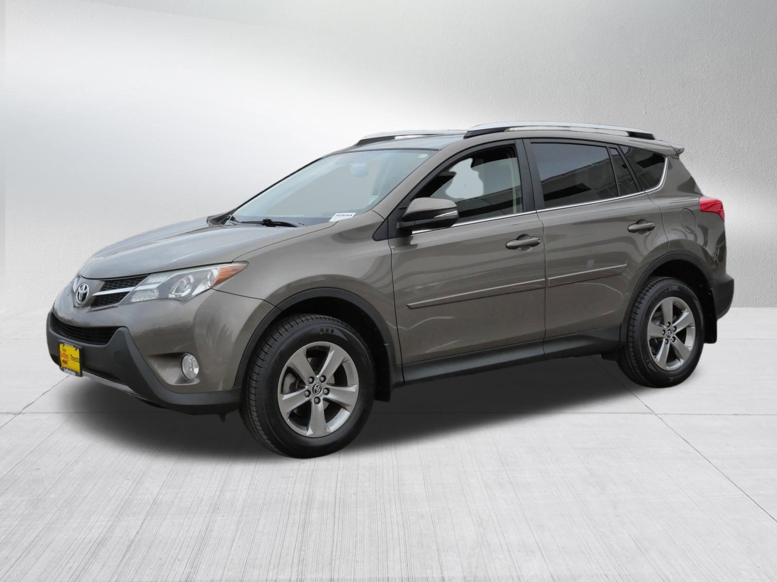 Used 2015 Toyota RAV4 XLE image 3