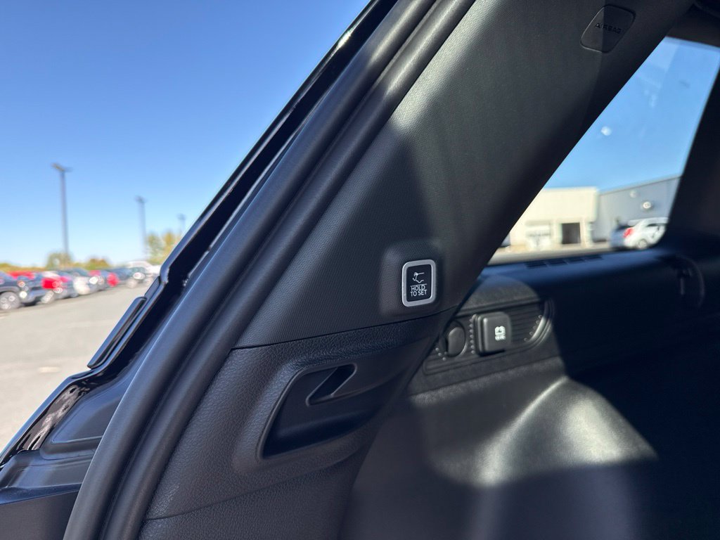 New 2027 Jeep Grand Cherokee Limited AWD/4WD image 21