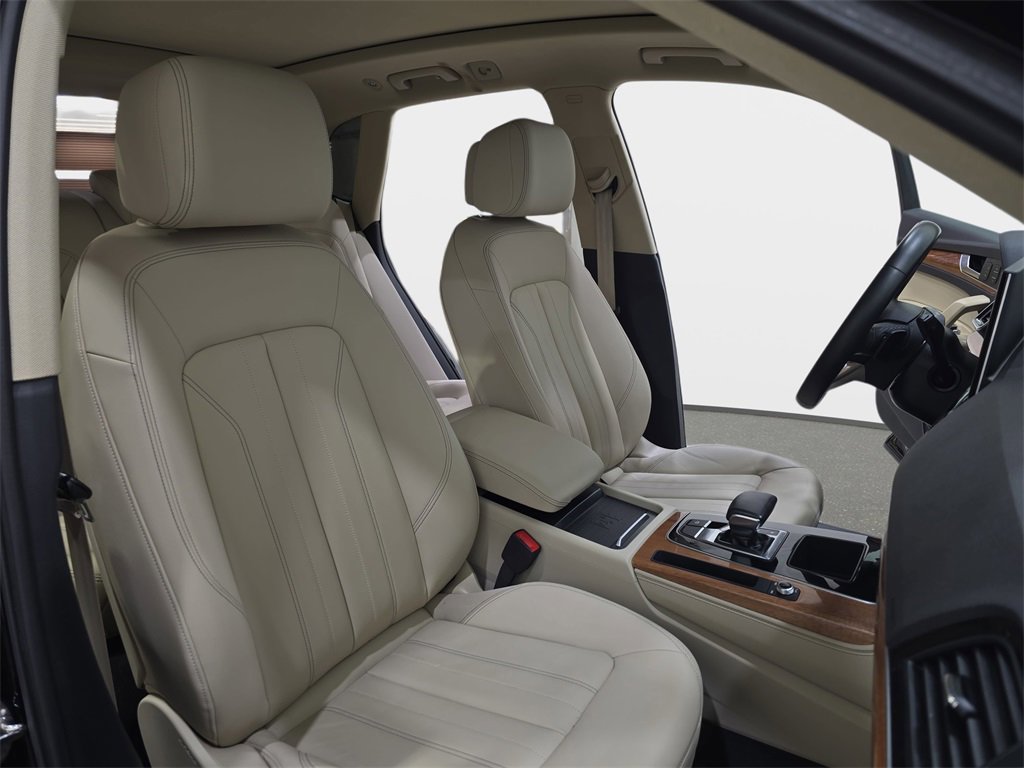 Certified 2021 Audi Q5 2.0T Premium Plus w/ Premium Plus Package image 12