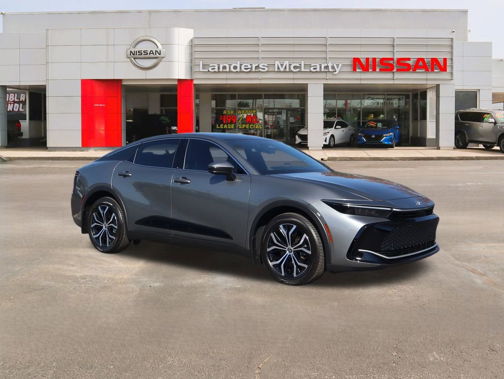 Used 2024 Toyota Crown Limited image 1