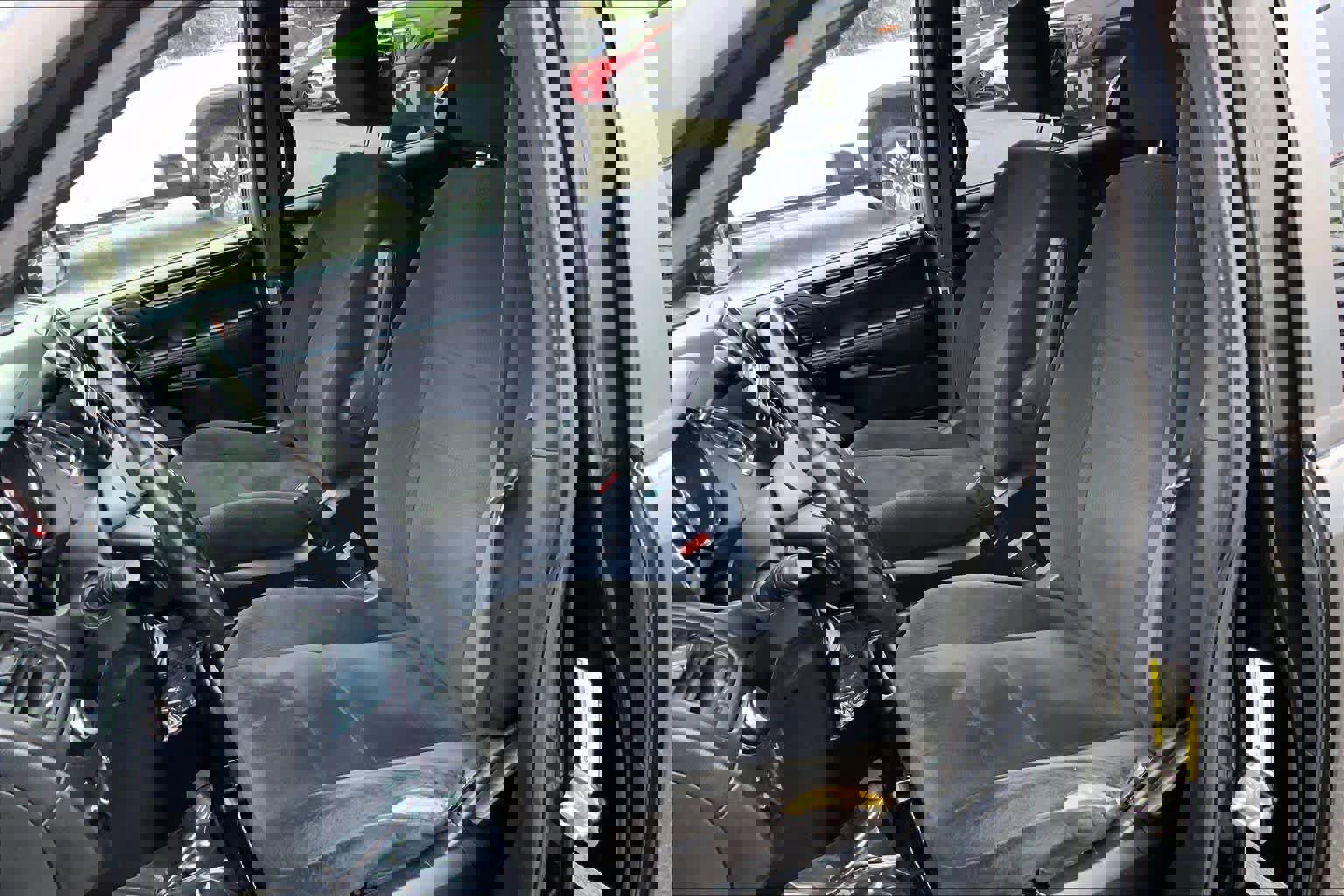 Used 2015 Dodge Grand Caravan SE FWD image 7