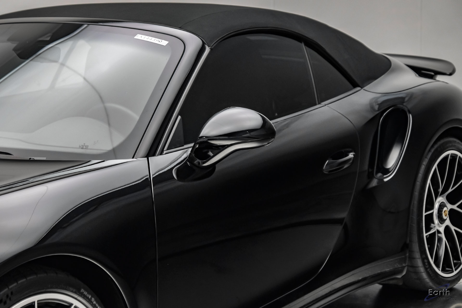 Used 2019 Porsche 911 Turbo S AWD/4WD image 33