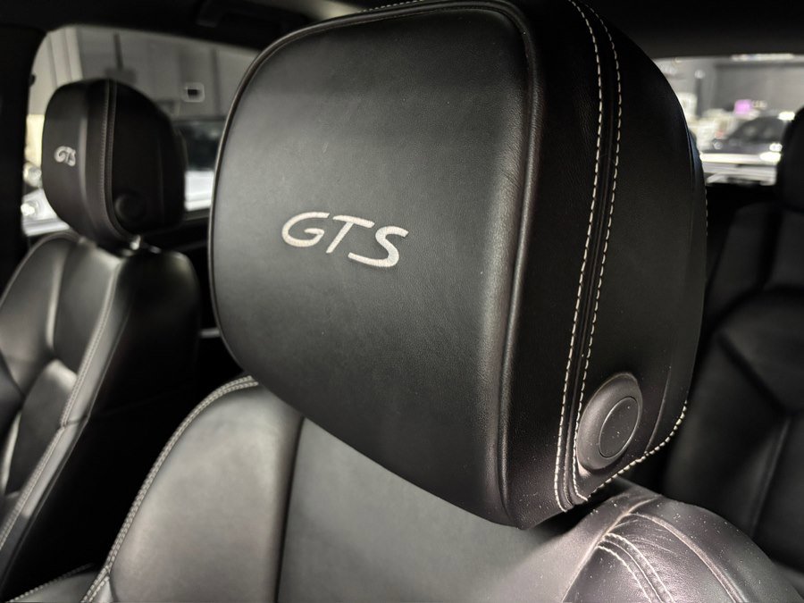 Used 2018 Porsche Macan GTS image 11