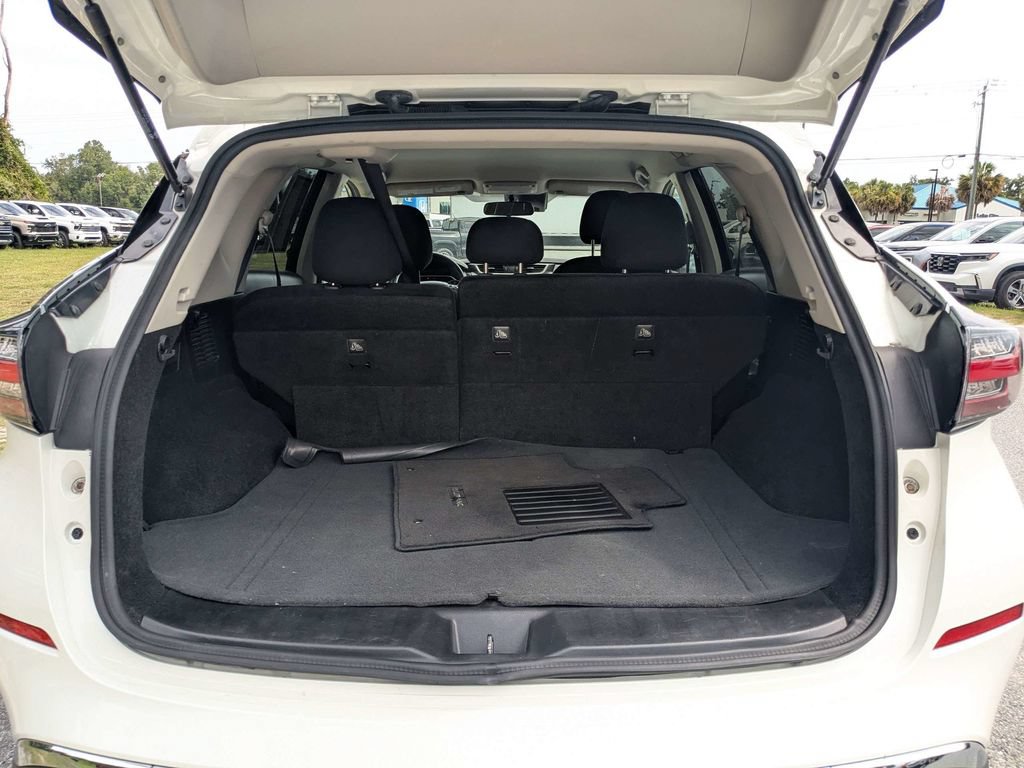 Used 2020 Nissan Murano S w/ Technology Package FWD image 12