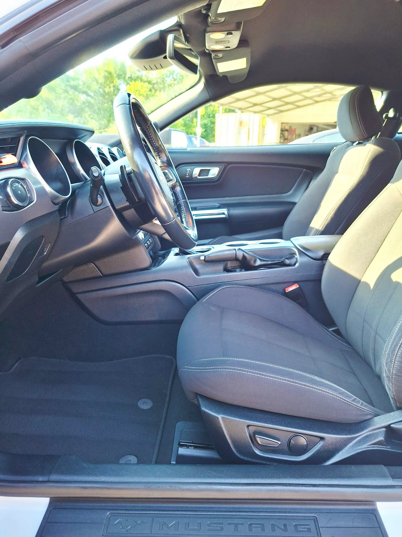 Used 2021 Ford Mustang GT RWD image 12