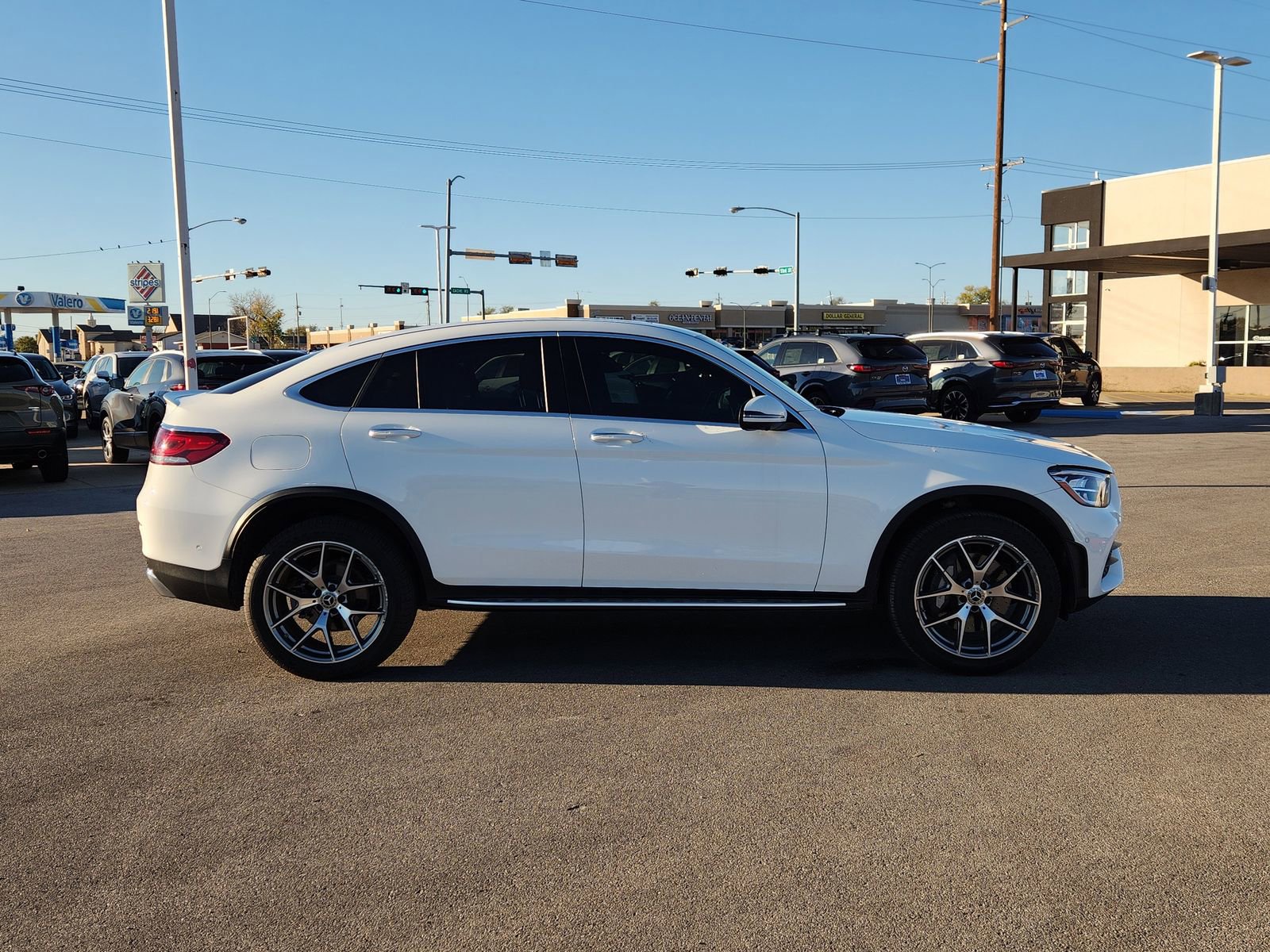 Used 2022 Mercedes-Benz GLC 300 4MATIC Coupe image 7