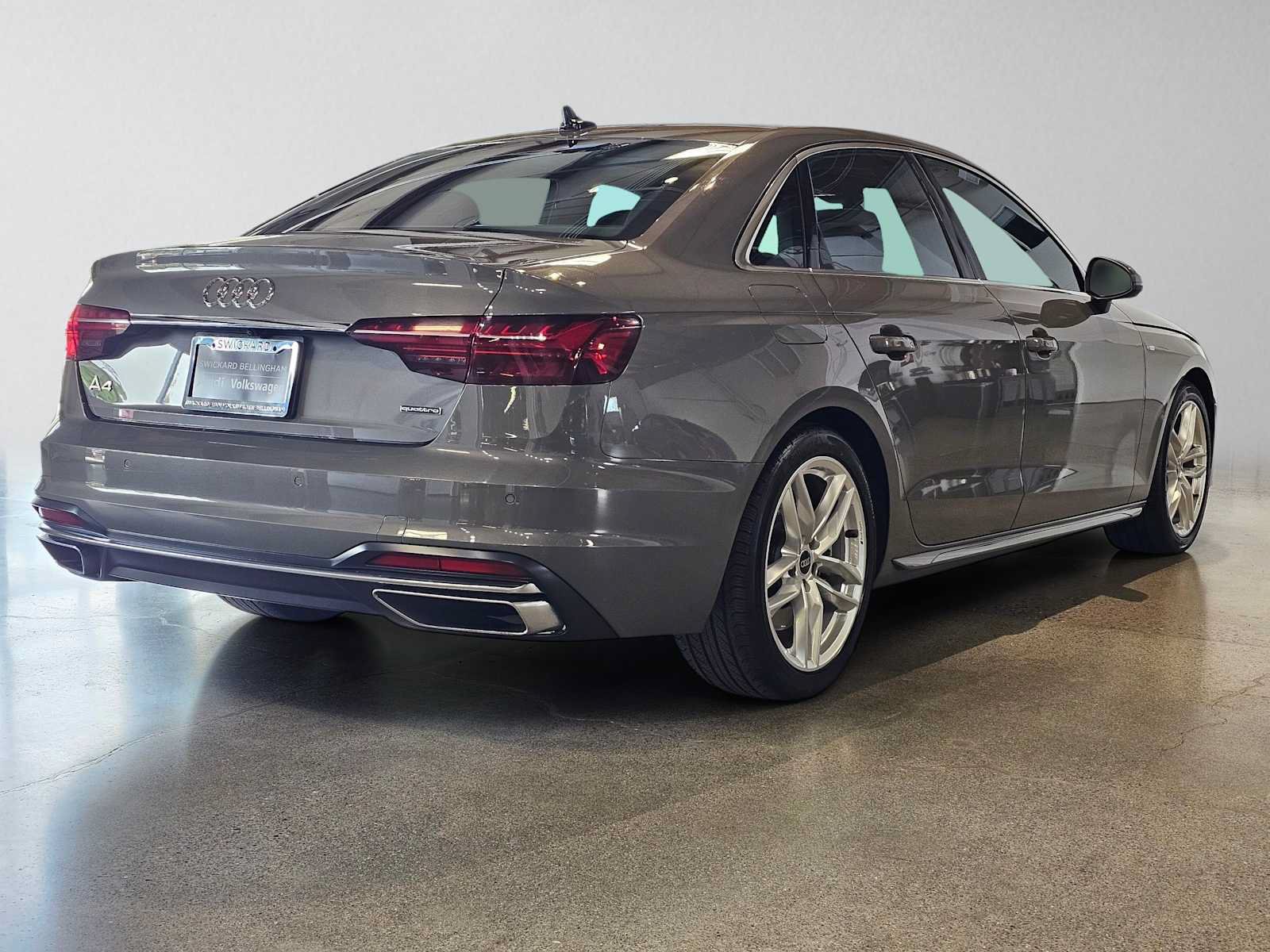 Used 2024 Audi A4 2.0T Premium Plus AWD/4WD image 3