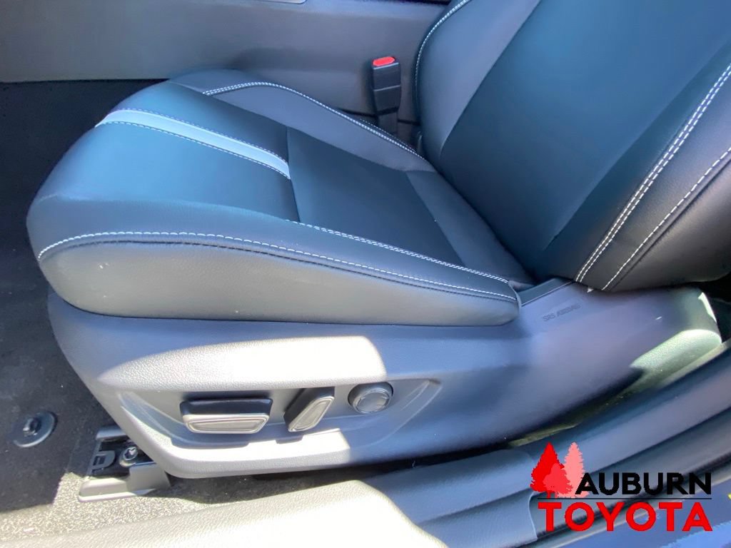 New 2026 Toyota Camry SE w/ Convenience Package FWD image 28