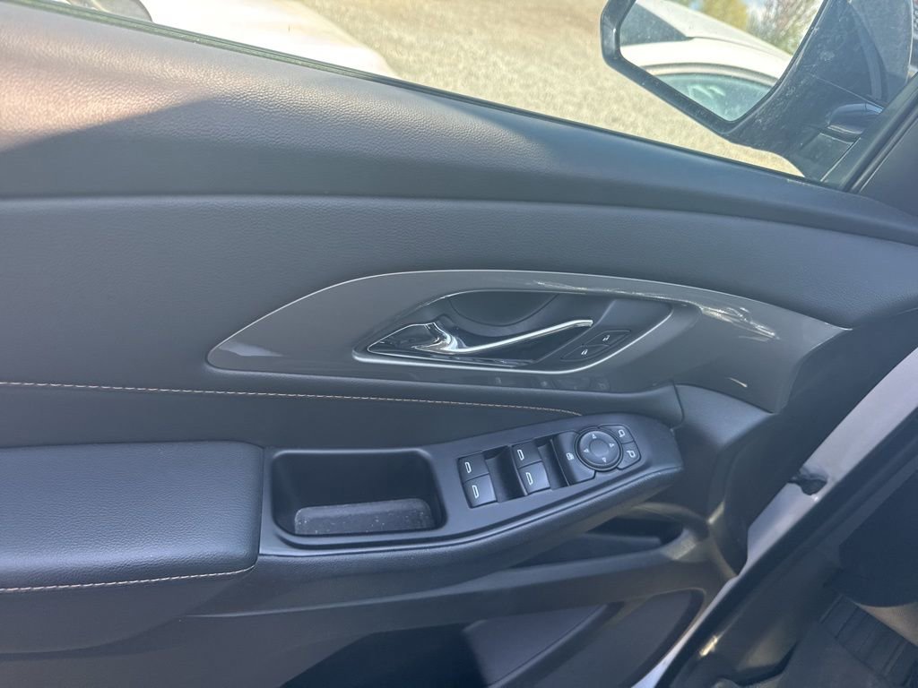 Used 2020 Chevrolet Traverse LS AWD/4WD image 18