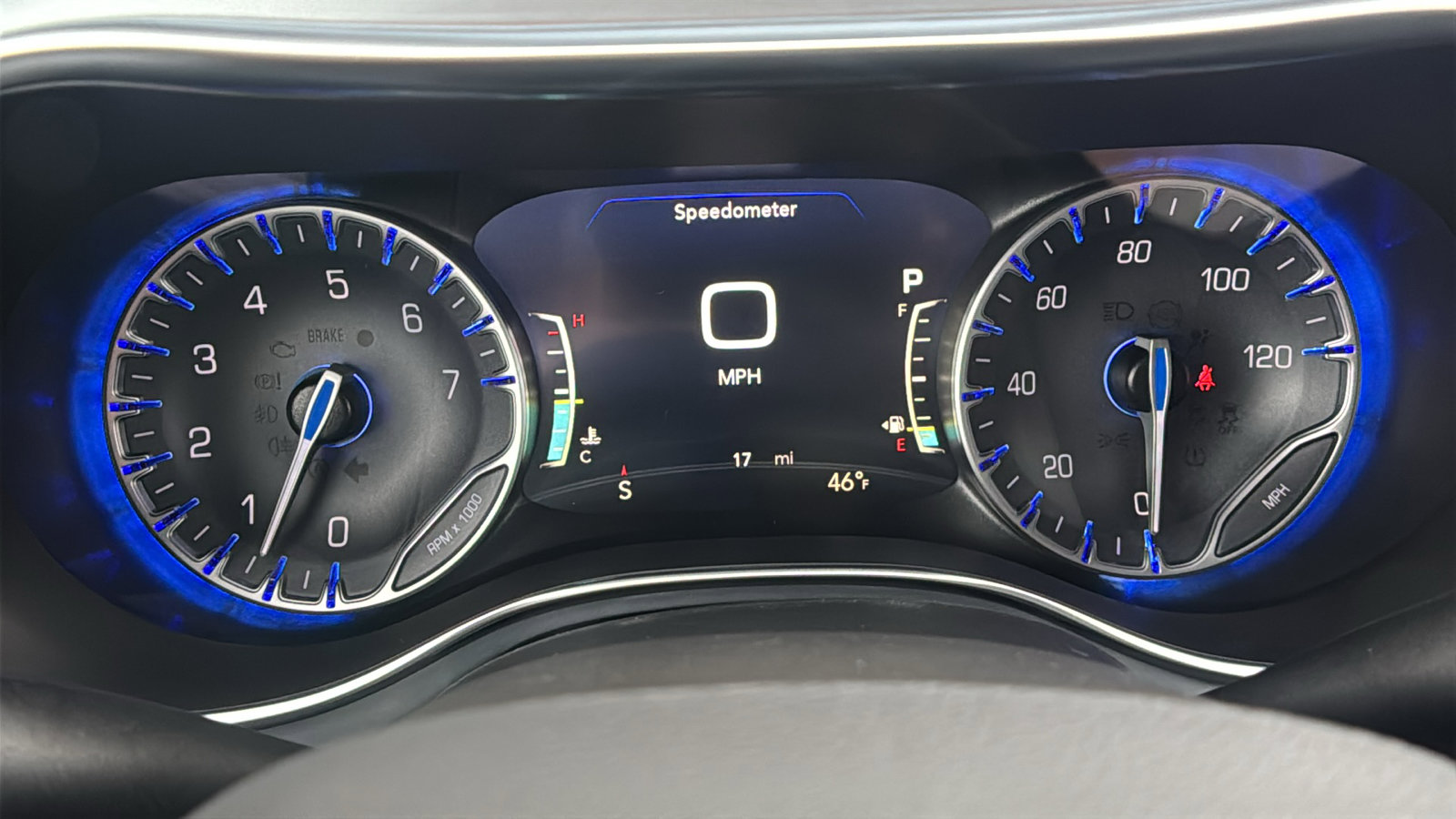 New 2026 Chrysler Pacifica Limited w/ Uconnect Theater Family Group image 34