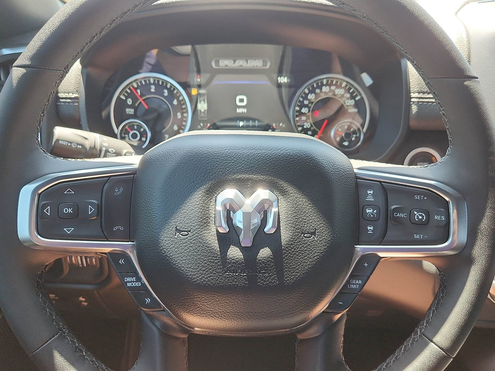 Used 2025 RAM 1500 Laramie image 16