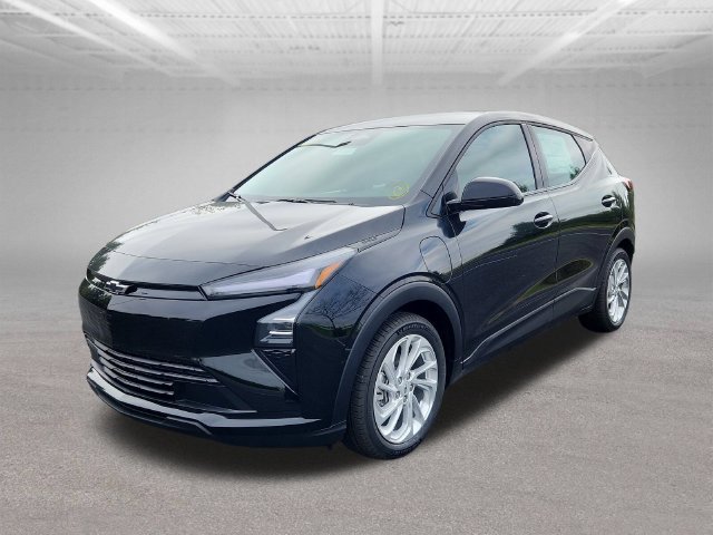 New 2027 Chevrolet Bolt LT w/ Comfort Package FWD image 3