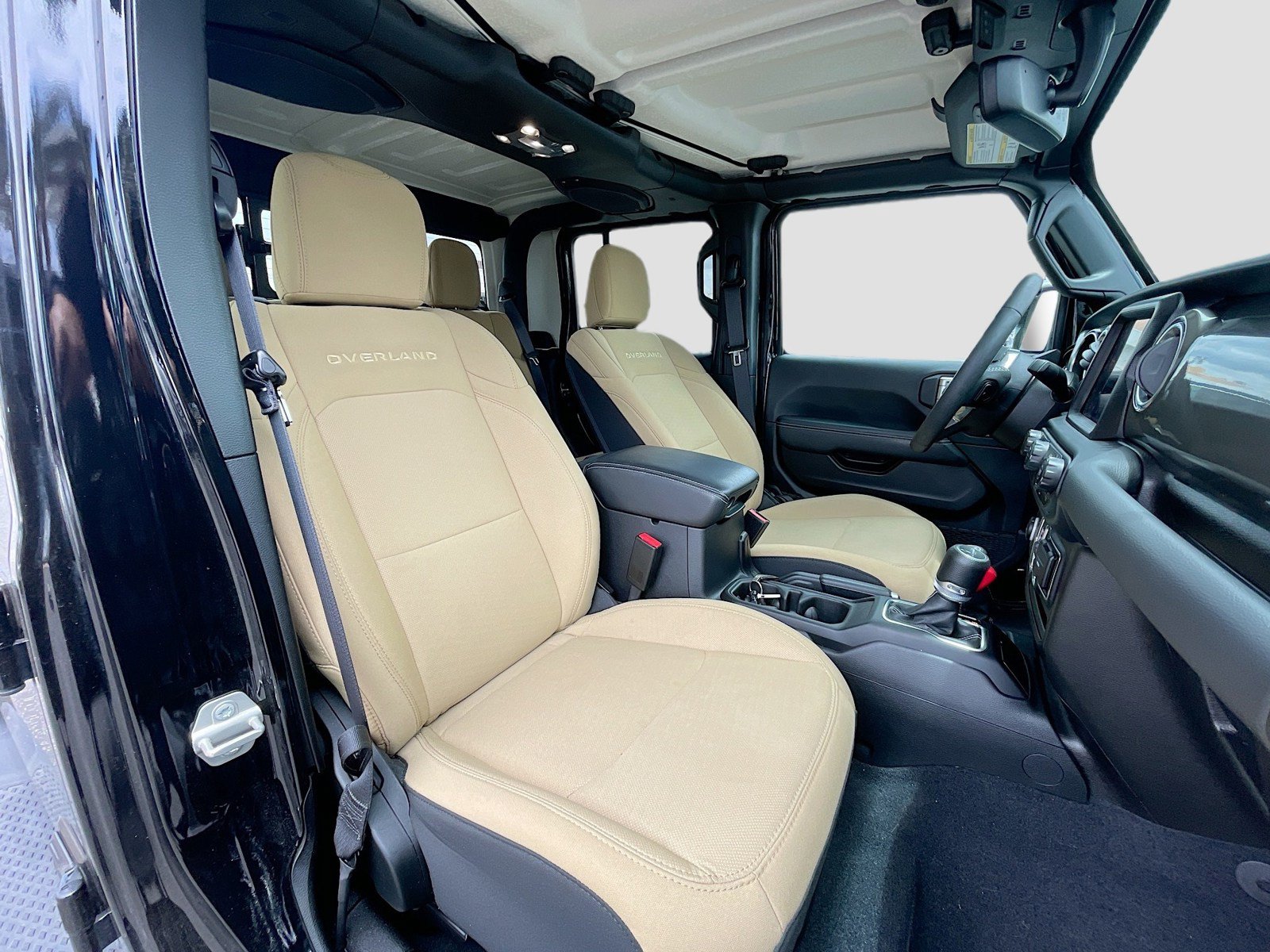 Used 2023 Jeep Gladiator Overland AWD/4WD image 17