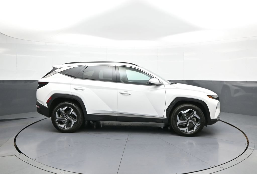 Certified 2023 Hyundai Tucson Limited AWD/4WD image 5