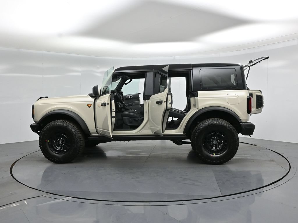 New 2026 Ford Bronco Badlands AWD/4WD image 33