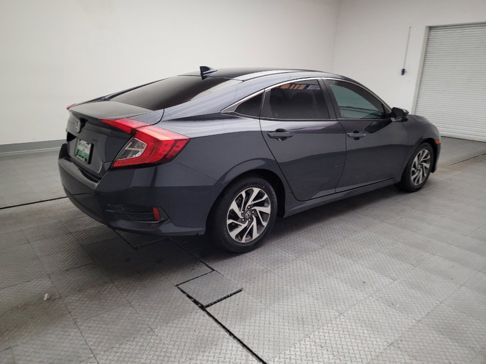Used 2018 Honda Civic EX image 9