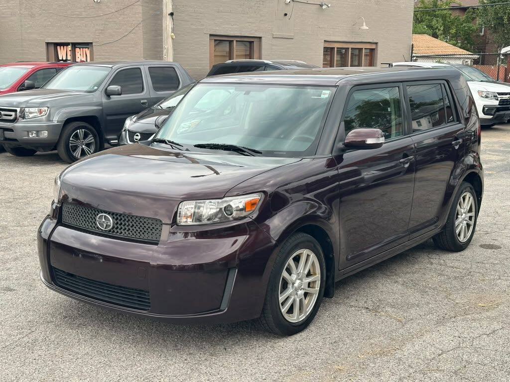 Used 2010 Scion xB FWD image 3