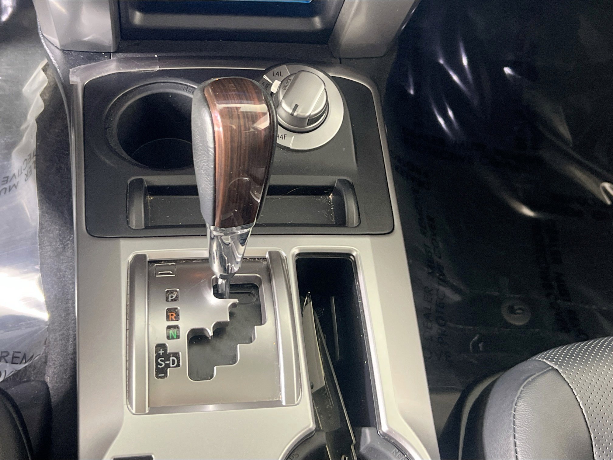 Used 2021 Toyota 4Runner Limited AWD/4WD image 17