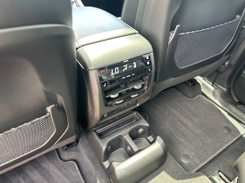 Used 2026 Jeep Grand Cherokee L Limited w/ Limited Altitude Package AWD/4WD image 52