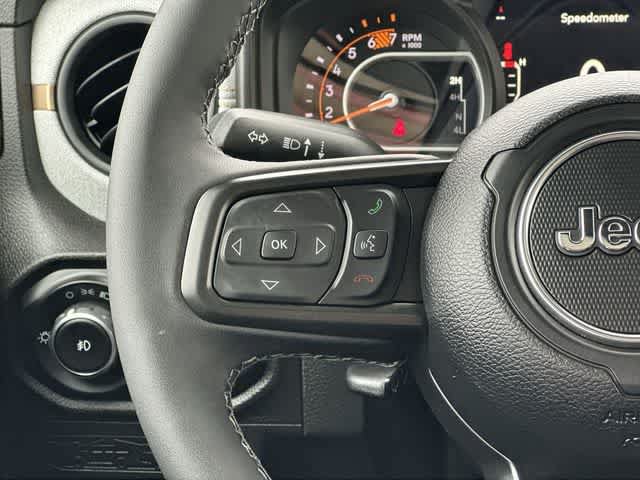 Used 2026 Jeep Wrangler Unlimited Sport AWD/4WD image 8