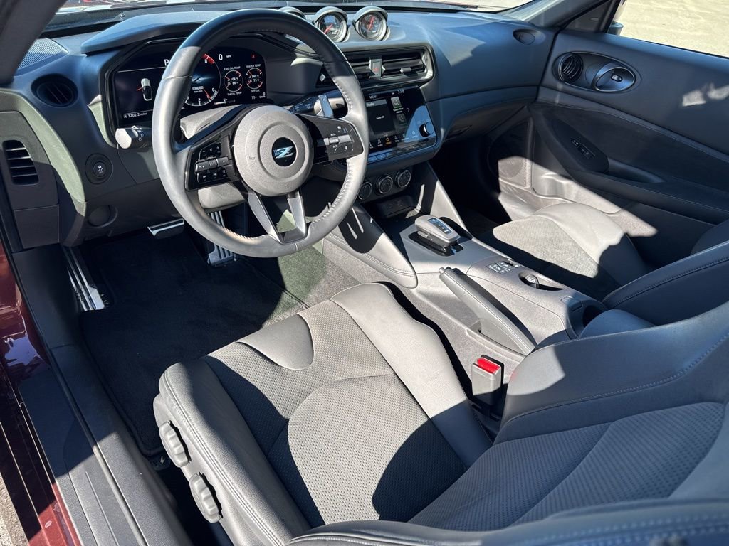 Used 2025 Nissan Z Performance w/ Floor Mat Package image 10