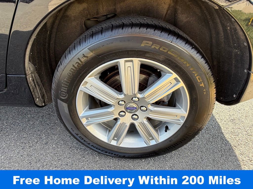 Used 2016 Volvo XC60 T6 Platinum w/ Climate Package image 12