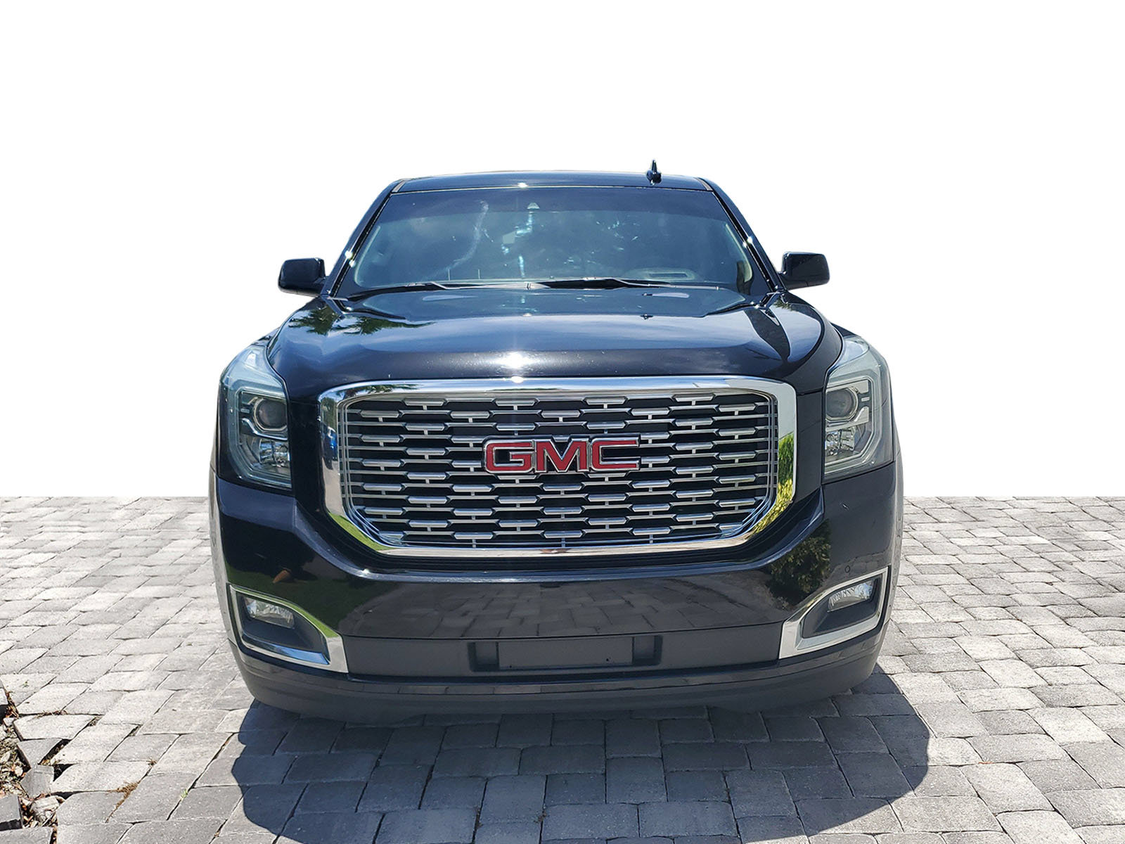 Used 2019 GMC Yukon XL Denali AWD/4WD image 2