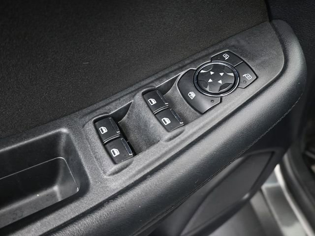 Used 2019 Ford Edge SE FWD image 13