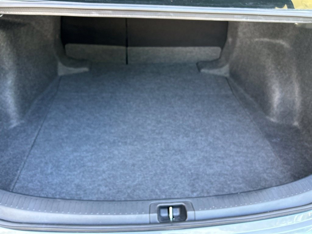 Used 2025 Toyota Corolla LE FWD image 34