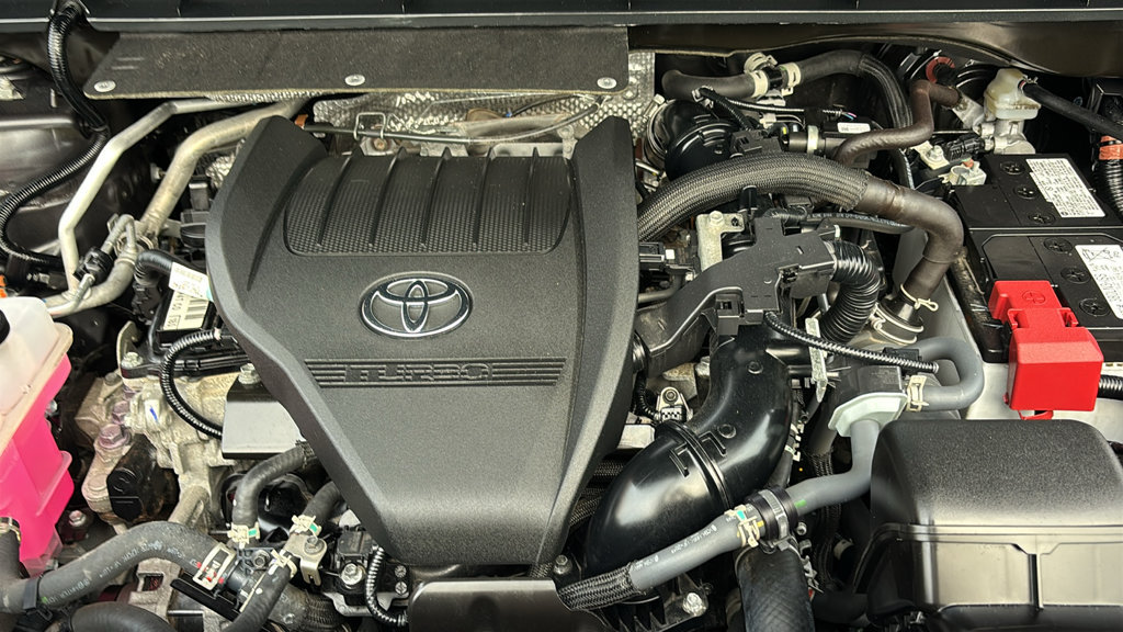 Used 2025 Toyota Highlander XLE AWD/4WD image 35