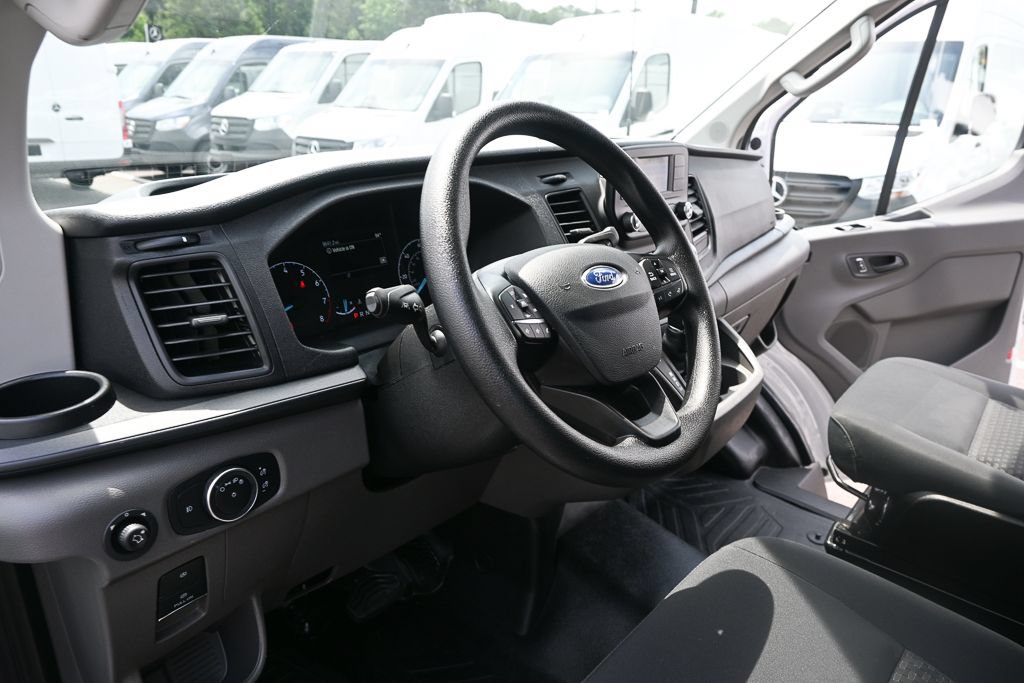 Used 2025 Ford Transit 250 Low Roof w/ Exterior Upgrade Package RWD image 6