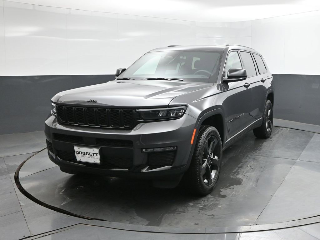New 2025 Jeep Grand Cherokee L Limited w/ Black Appearance Package image 30