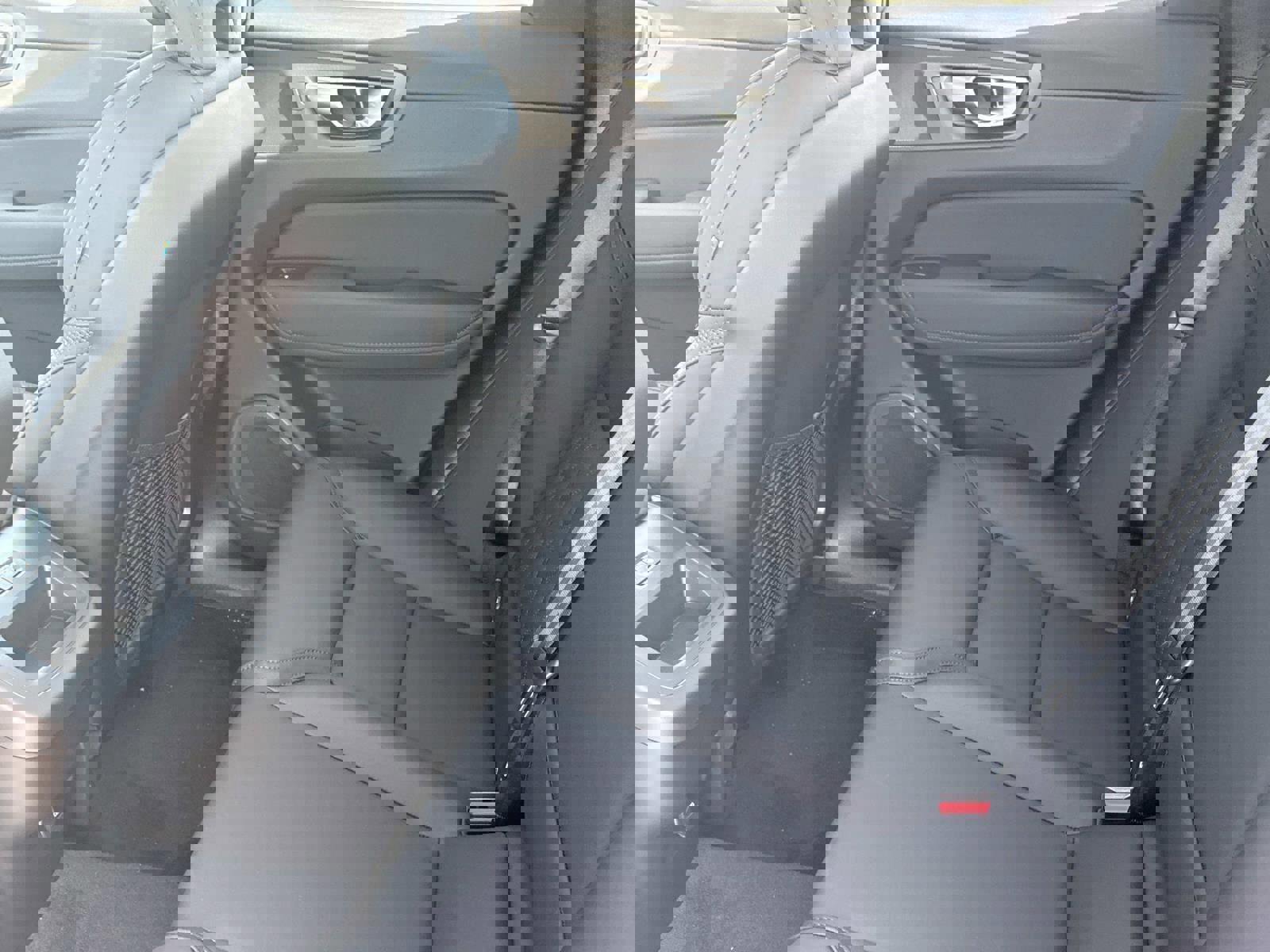 New 2026 Volvo XC60 B5 Plus w/ Climate Package image 11