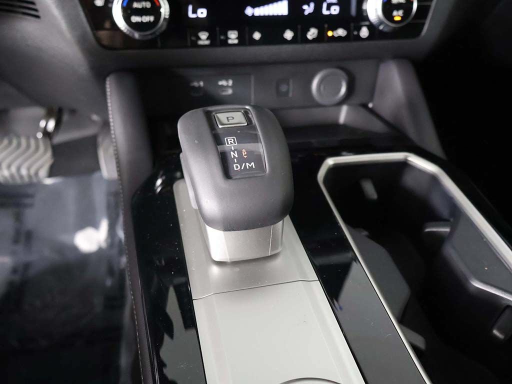 New 2026 Mitsubishi Outlander LE FWD image 45