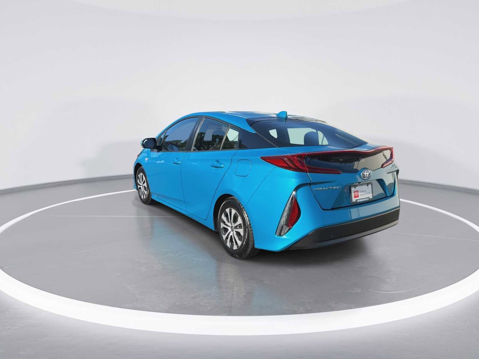 Certified 2021 Toyota Prius Prime LE FWD image 6