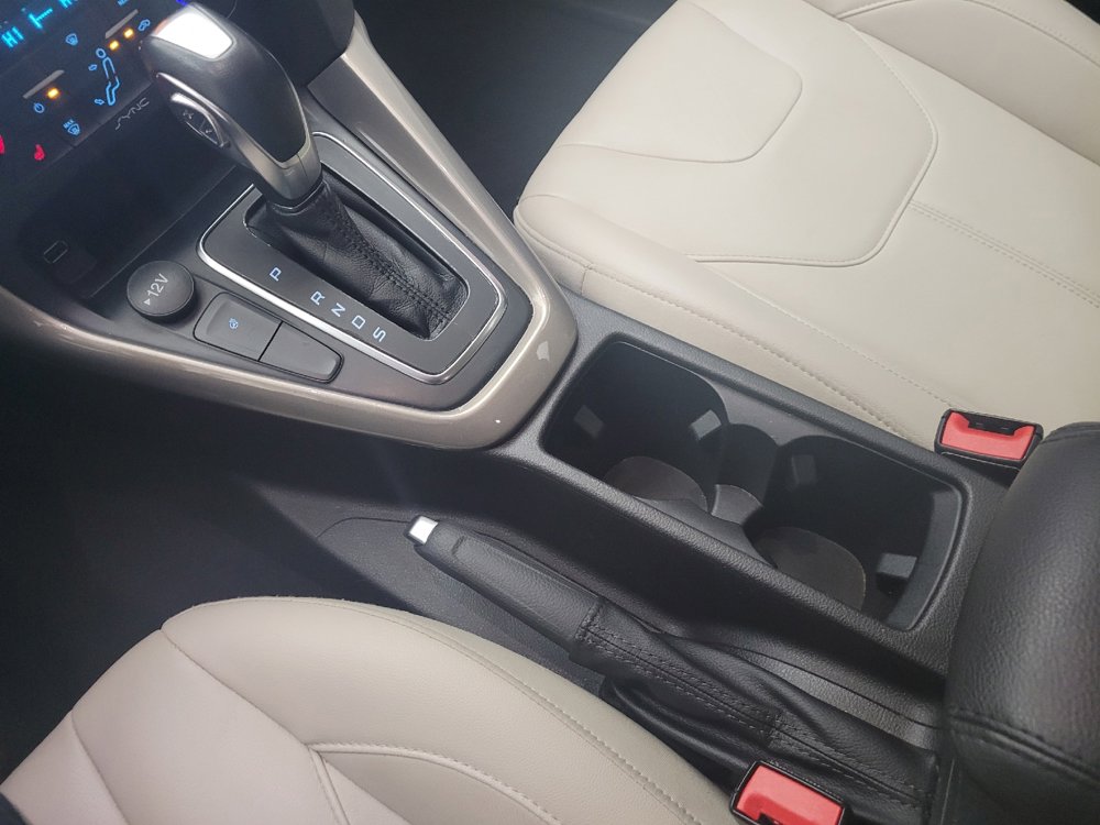 Used 2018 Ford Focus Titanium image 26
