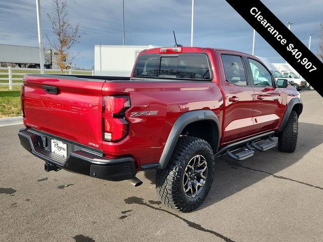 Used 2024 Chevrolet Colorado ZR2 w/ Technology Package image 8