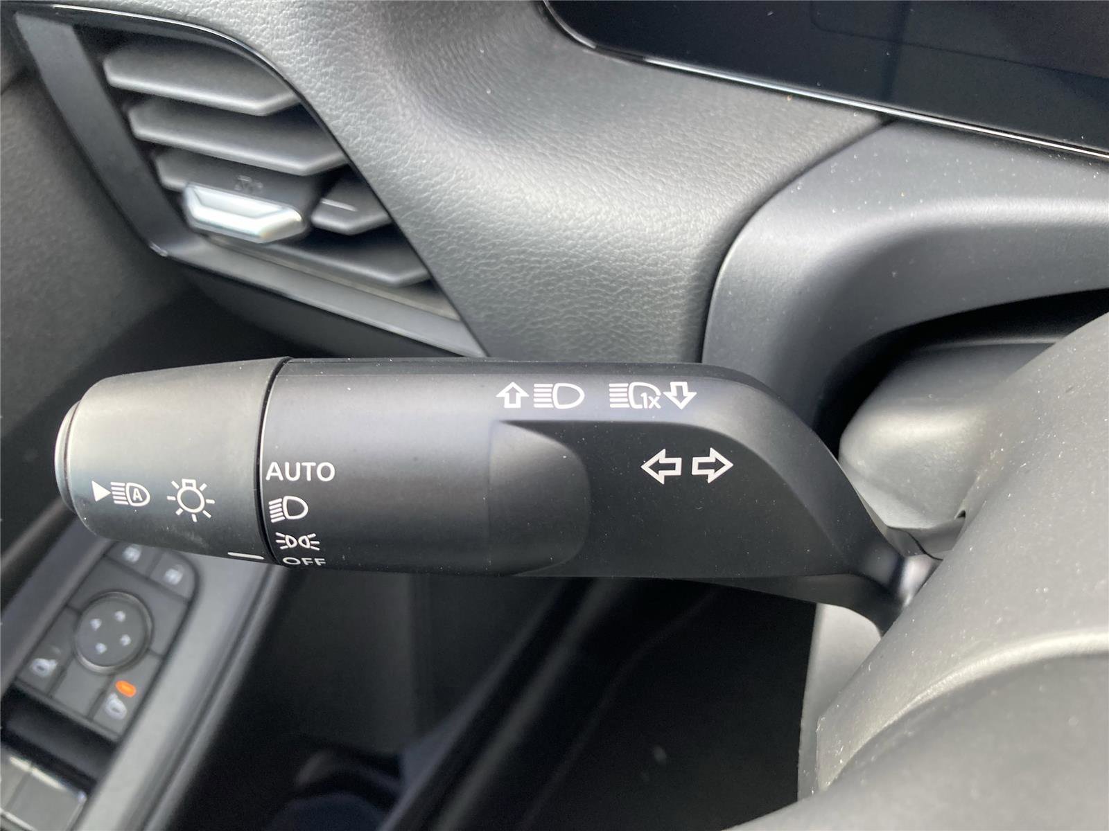 New 2026 Nissan Sentra SV w/ SV Convenience Package image 23